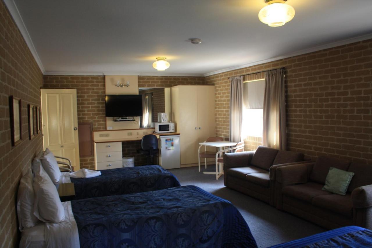Grand Manor Motor Inn Queanbeyan Luaran gambar