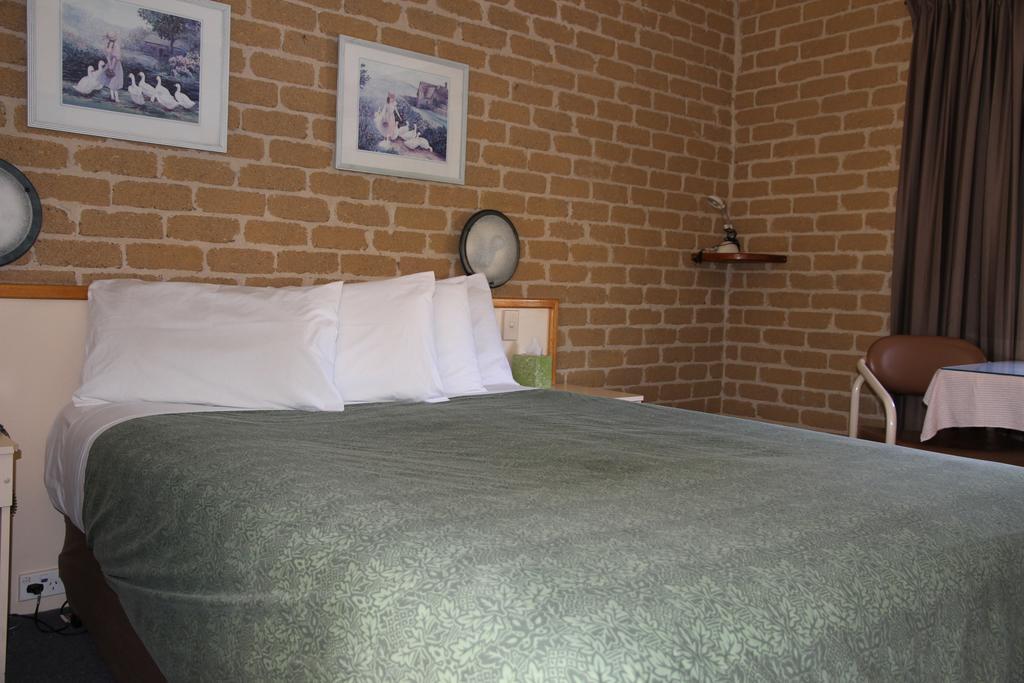 Grand Manor Motor Inn Queanbeyan Luaran gambar