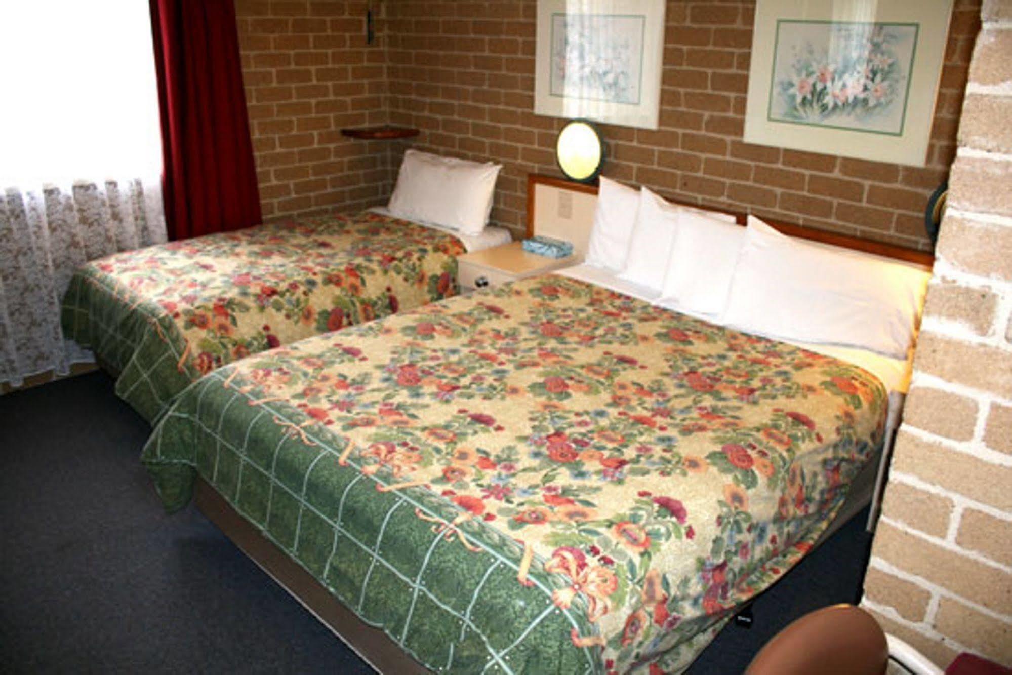 Grand Manor Motor Inn Queanbeyan Luaran gambar