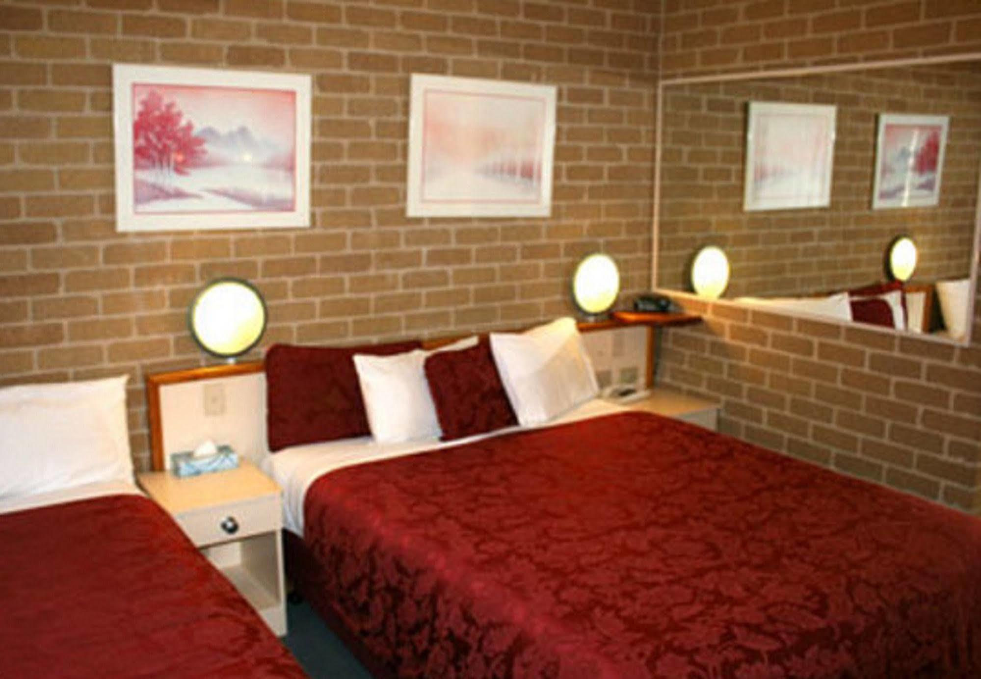 Grand Manor Motor Inn Queanbeyan Luaran gambar